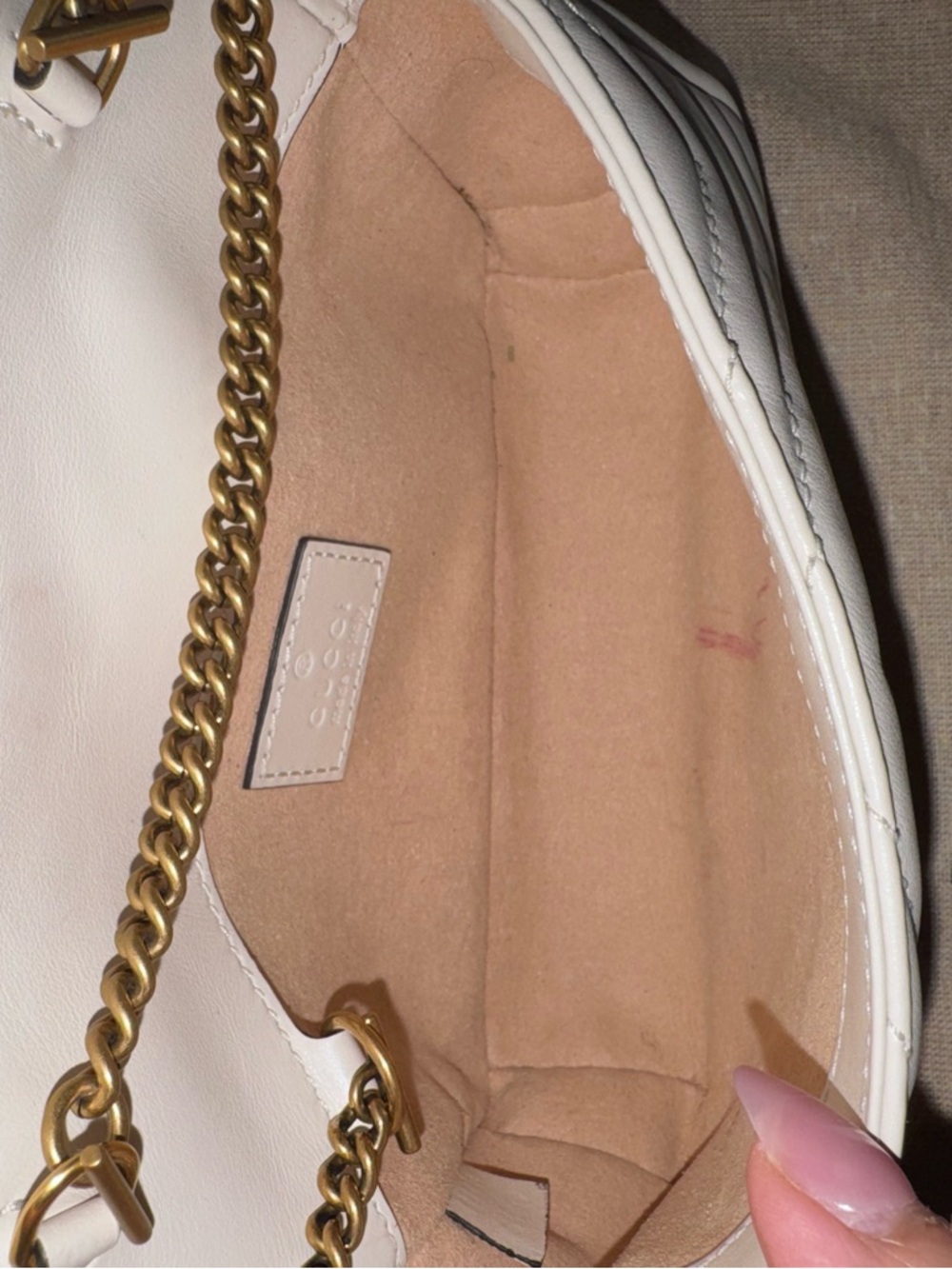 Gucci Cream GG Marmont Chevron super Mini Shoulder Bag with Gold Hardware - Picture 6 of 12
